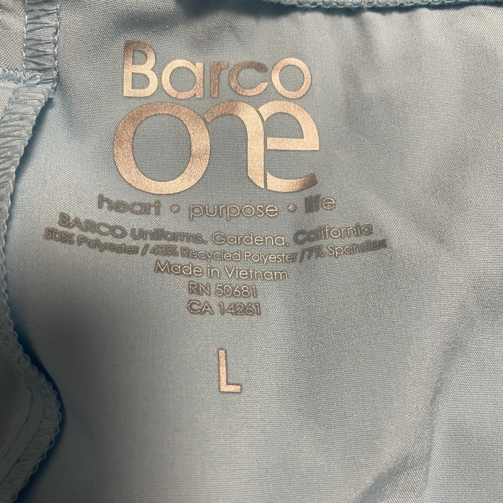 Barco One Scrub Set - Picture 6 of 6